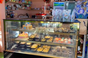 Điểm Khác Biệt Của Tủ Trưng Bày Bánh Sinh Nhật Tại Điện Máy Thăng Long