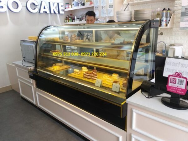 tu banh kem kinh cong