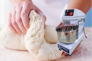 Ba Bước Cơ Bản Để Nhào Bột Nhanh Chóng Với Máy Trộn Bột Mì Đa Năng