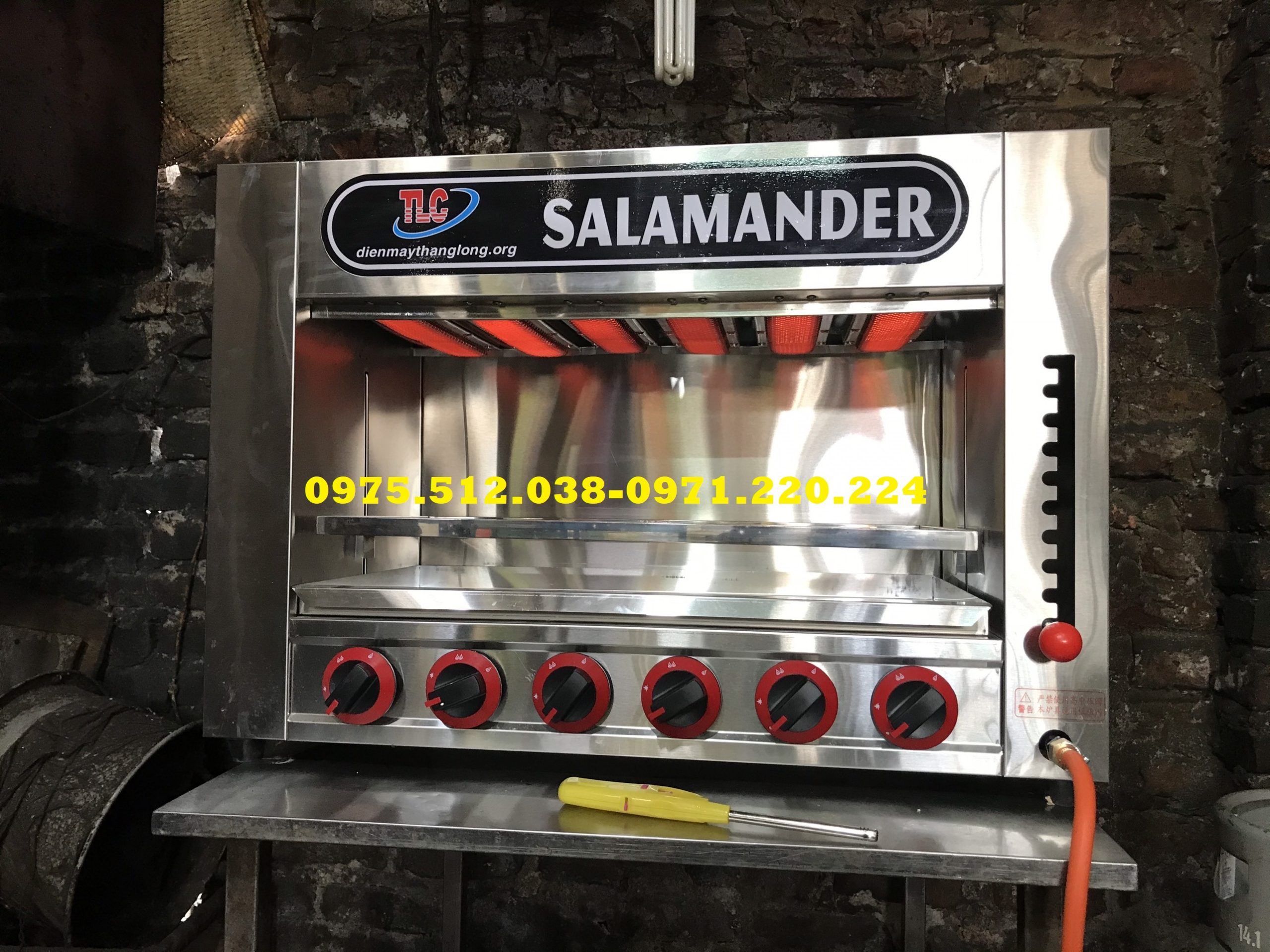 Những Phụ Kiện Cần Có Cho Lò Nướng Điện Đa Năng